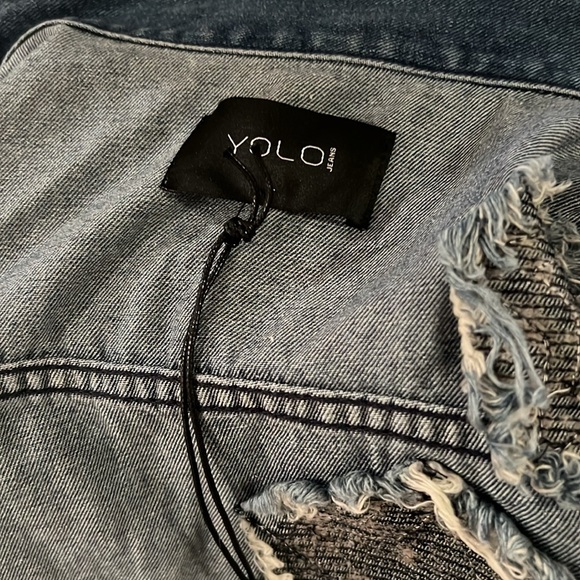 Adorable lightweight Jean jacket - Picture 7 of 8